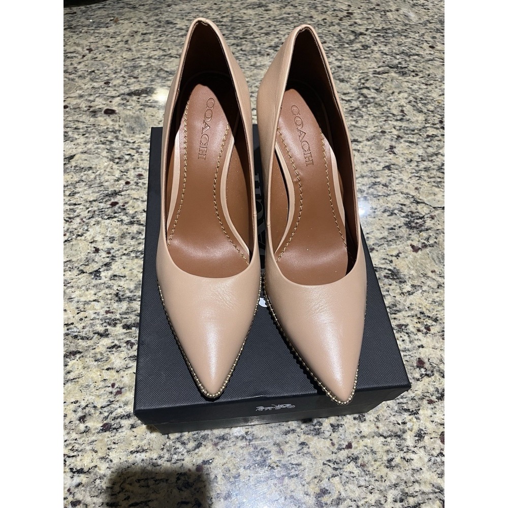 Coach Women's Parker BC Style Pump Size 10 Color Beechwood